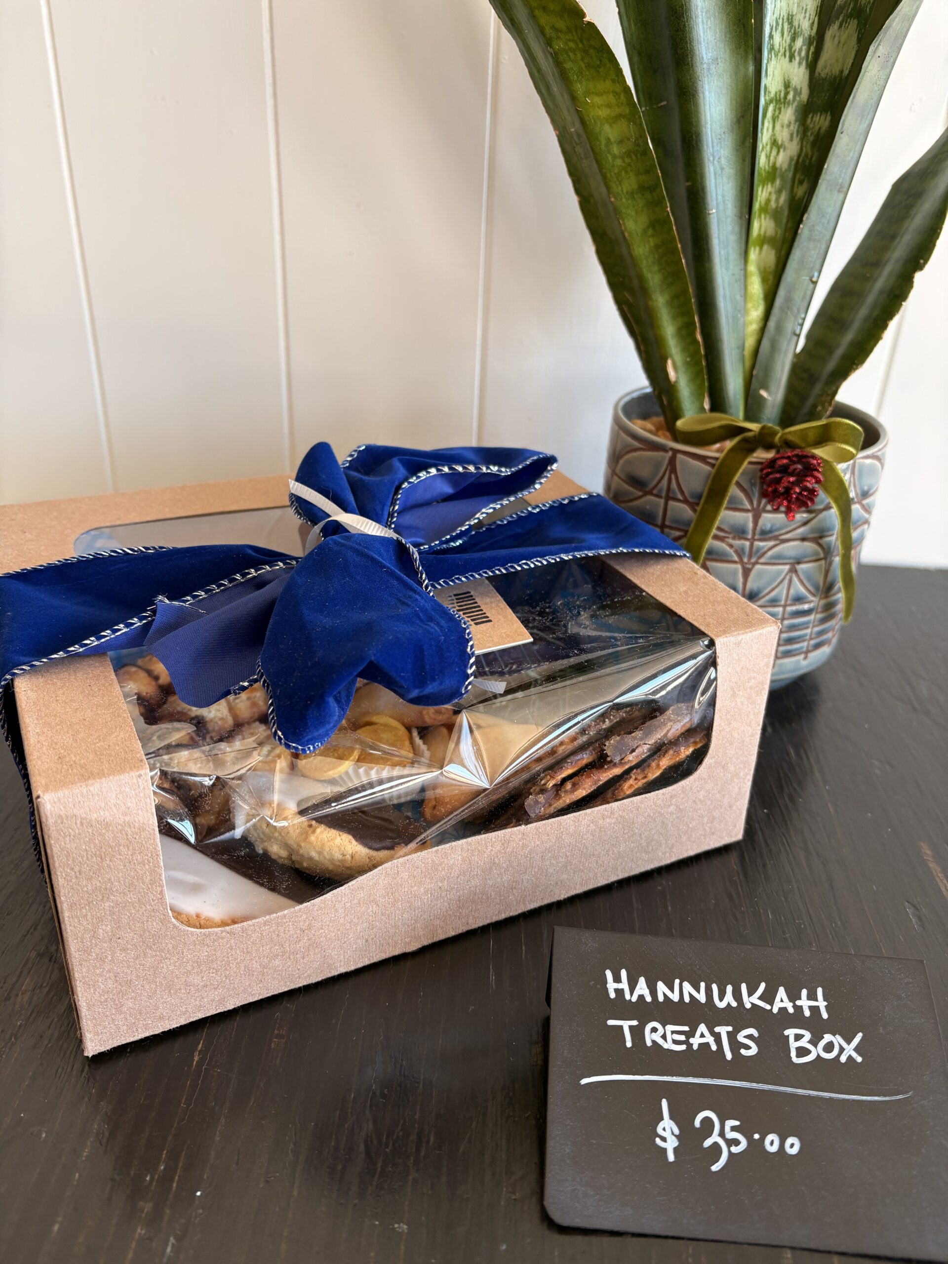 Hannukah Treats Box