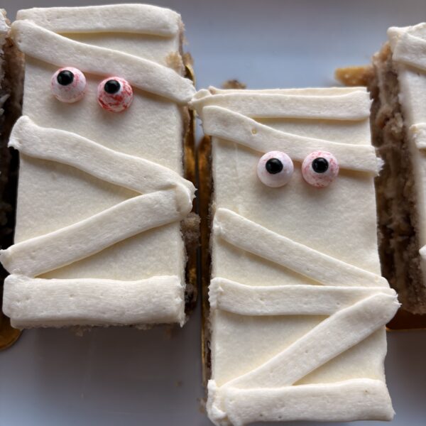 Hummingbird Cake - slice