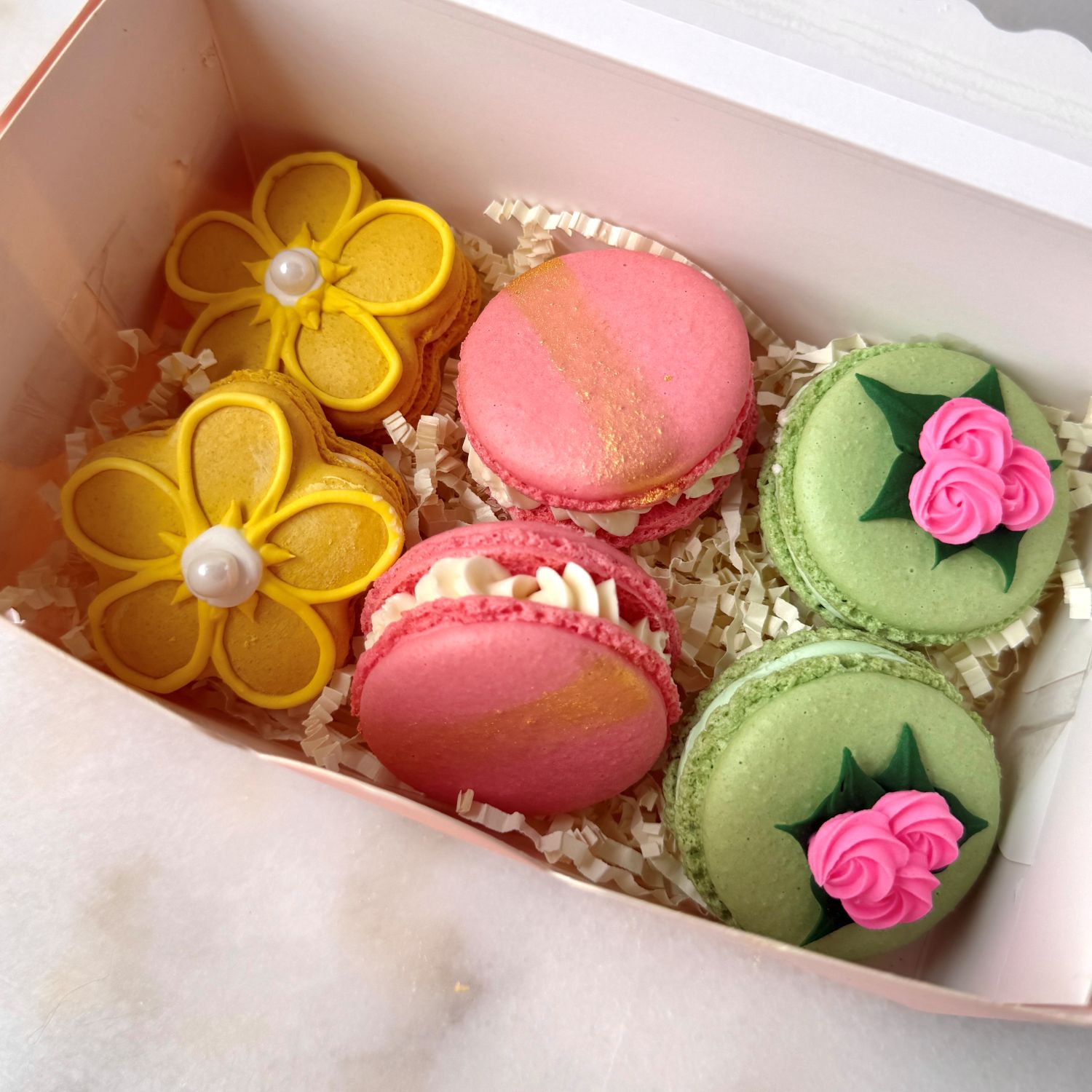 French Macarons (6ct)