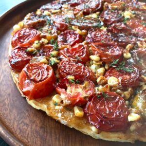 tart with dried tomatoes and corn