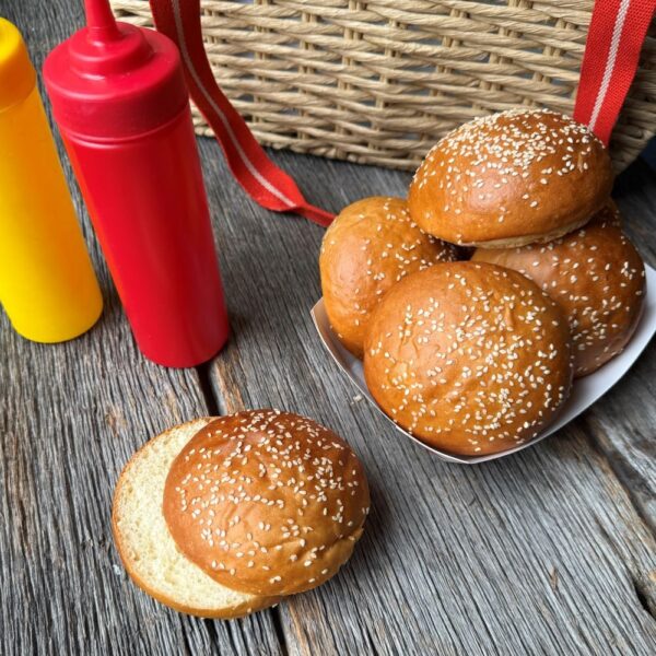 Hamburger Buns (6 count)